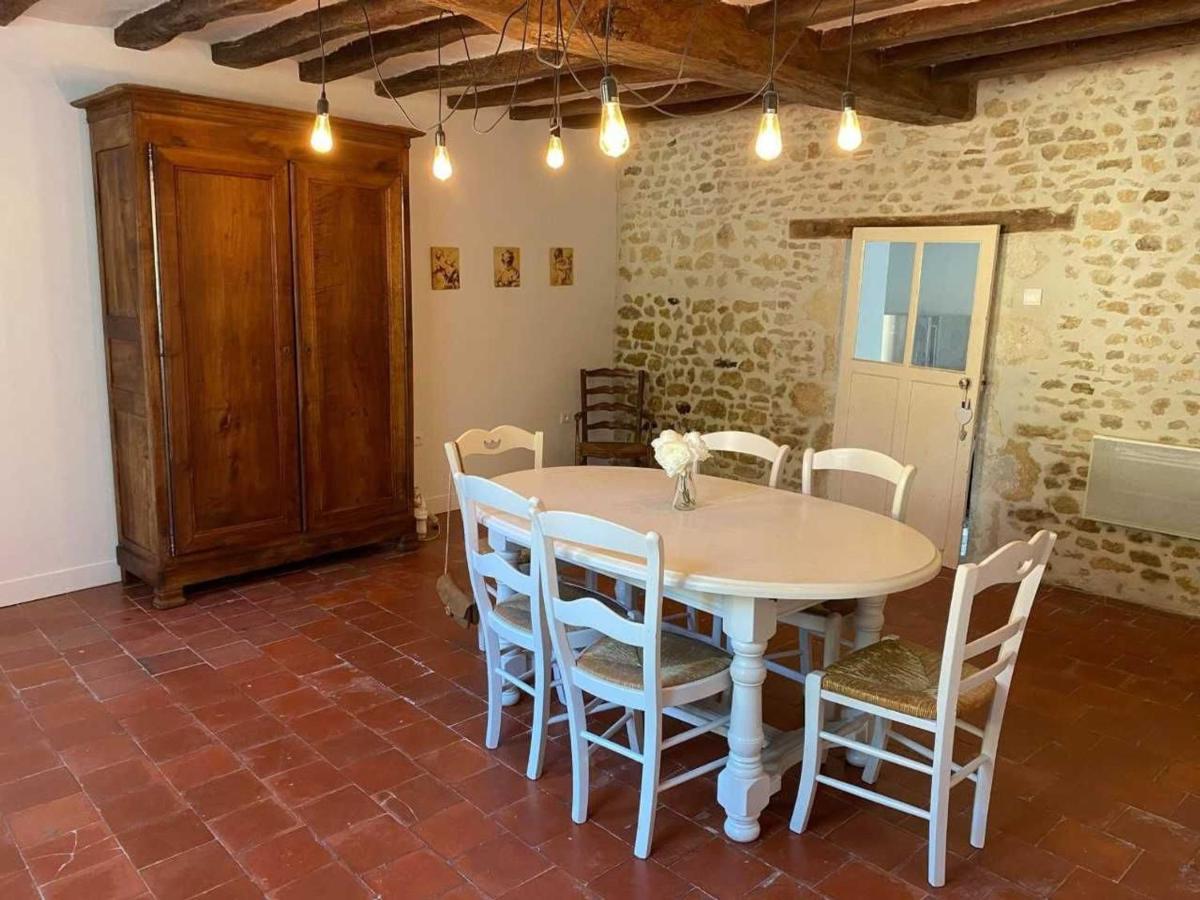 Maison De Village Avec Jardin, Parc Prive Et Box Fibre, Animaux Bienvenus, A 15 Min Du Mans - Fr-1-410-333 Mézières-sous-Lavardin Buitenkant foto